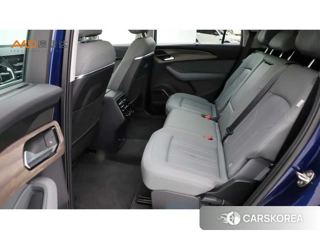 Audi Q6 2023 Синий из Китая