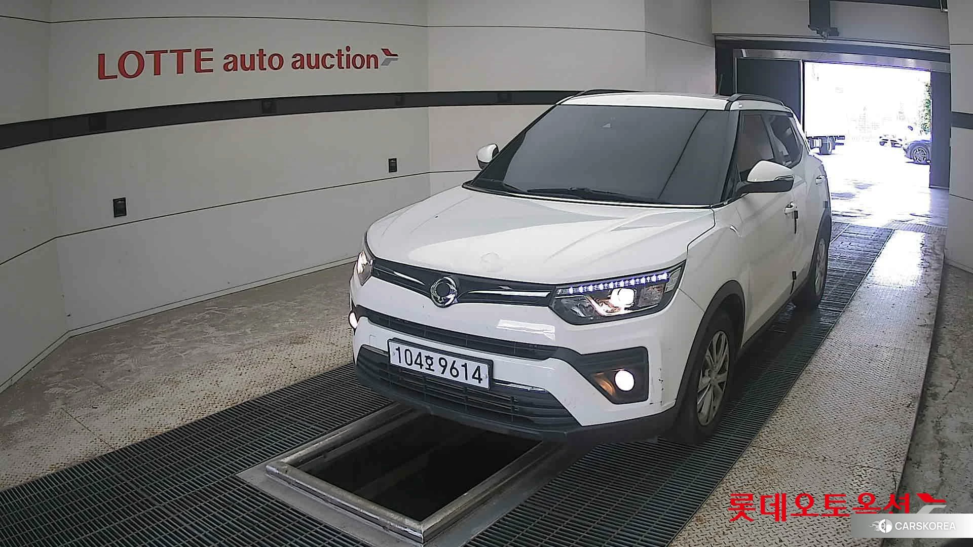 SsangYong Tivoli 2021 Grand White из Кореи