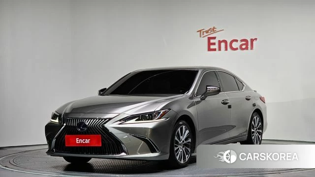 Lexus ES300h 7th generation 2019 Серебристо-серый из Кореи