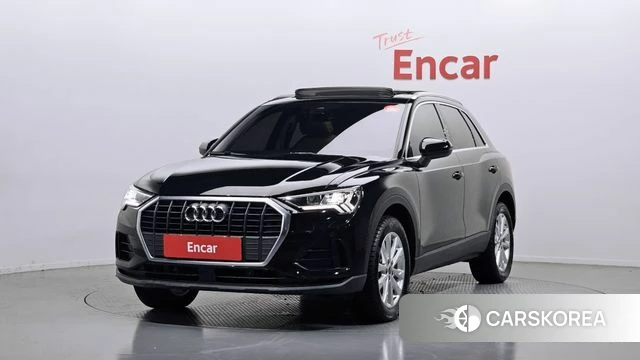 Audi Q3 (F3) 2023 Черный из Кореи