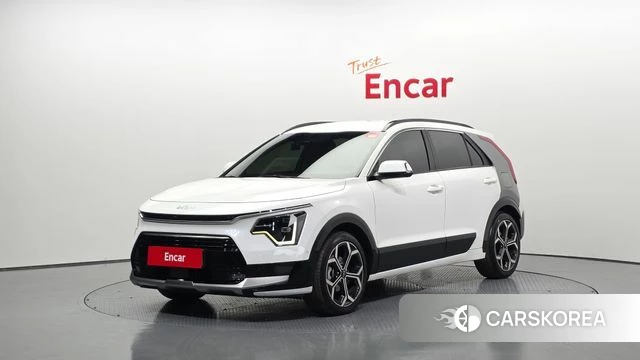 Kia Di Ol Nu Niro 2022 Белый из Кореи