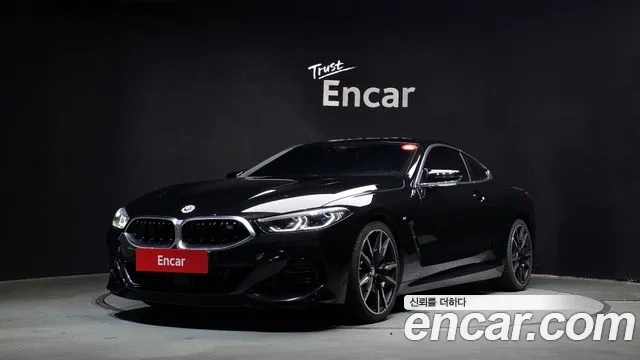 BMW 8 Series (G15) 2022 Черный из Кореи