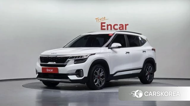 Kia Seltos 2022 Белый из Кореи