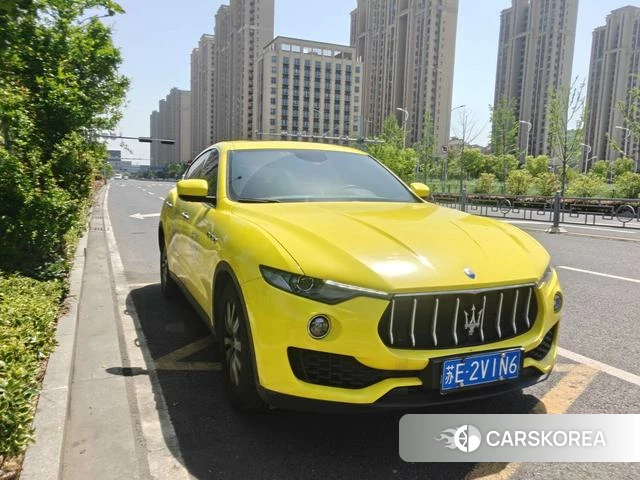 Maserati Levante 2018 Желтый из Китая
