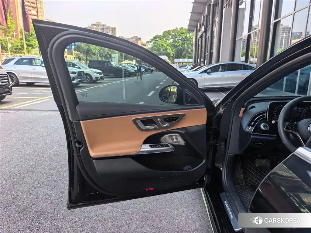 Mercedes-Benz E-Class 2026 Черный из Китая