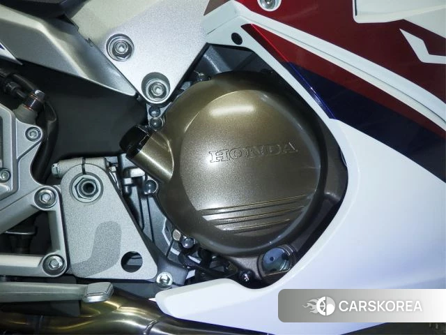 Engine photo