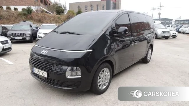 Hyundai Staria 2023 Черный из Кореи