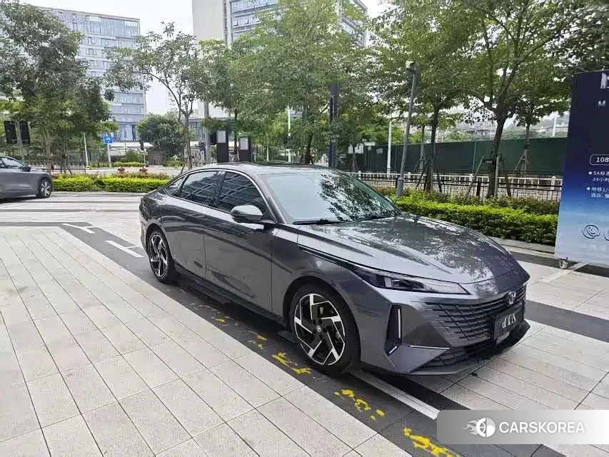 Chang'an Yida 2023 Silver/gray из Китая
