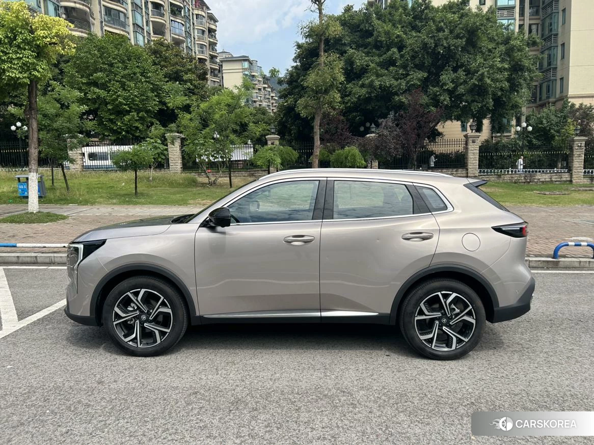 Chang'an CS55 PLUS 2025 Шампань из Китая