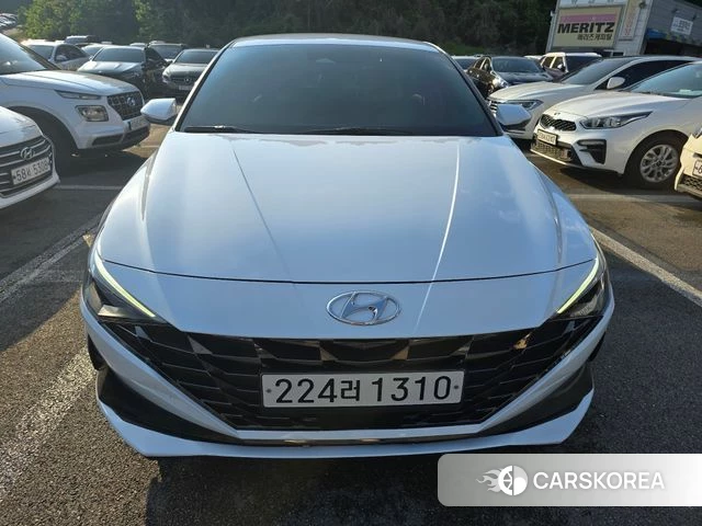 Hyundai Avante (CN7) 2022 Белый из Кореи