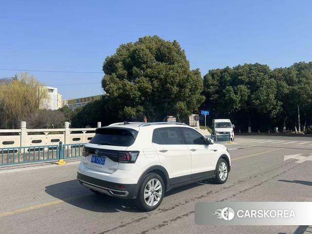 Volkswagen Tu Kai 2021 Белый из Китая
