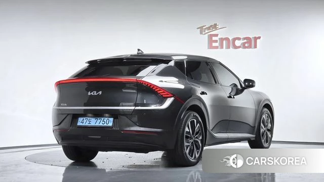 Kia EV6 2023 Серый из Кореи