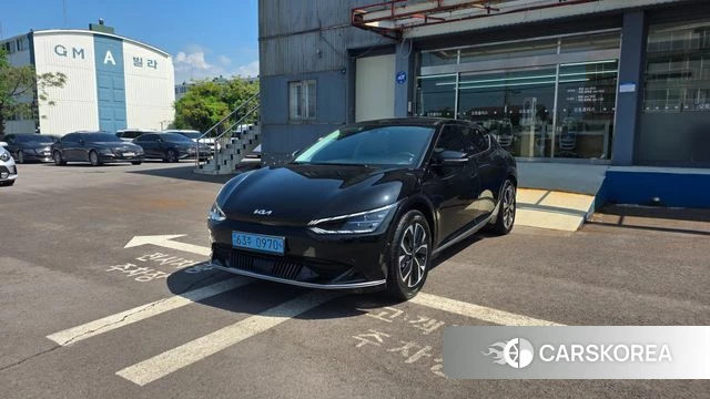 Kia EV6 2023 Черный из Кореи