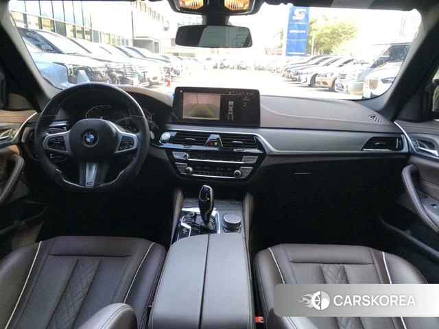 BMW 5 series PHEV 2021 Белый из Китая