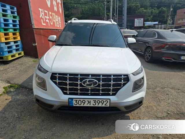 Hyundai Venue 2022 Белый из Кореи