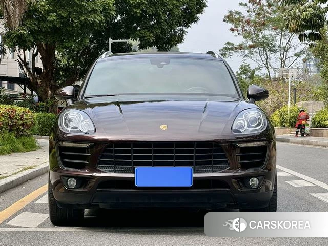 Porsche Macan 2018 Коричневый из Китая