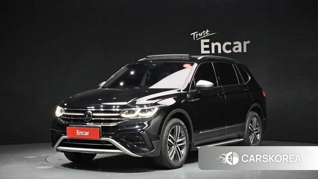 Volkswagen Tiguan Allspace 2023 Черный из Кореи