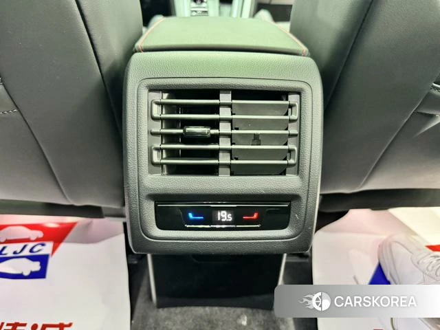 Volkswagen Golf GTI 2023 Черный из Китая