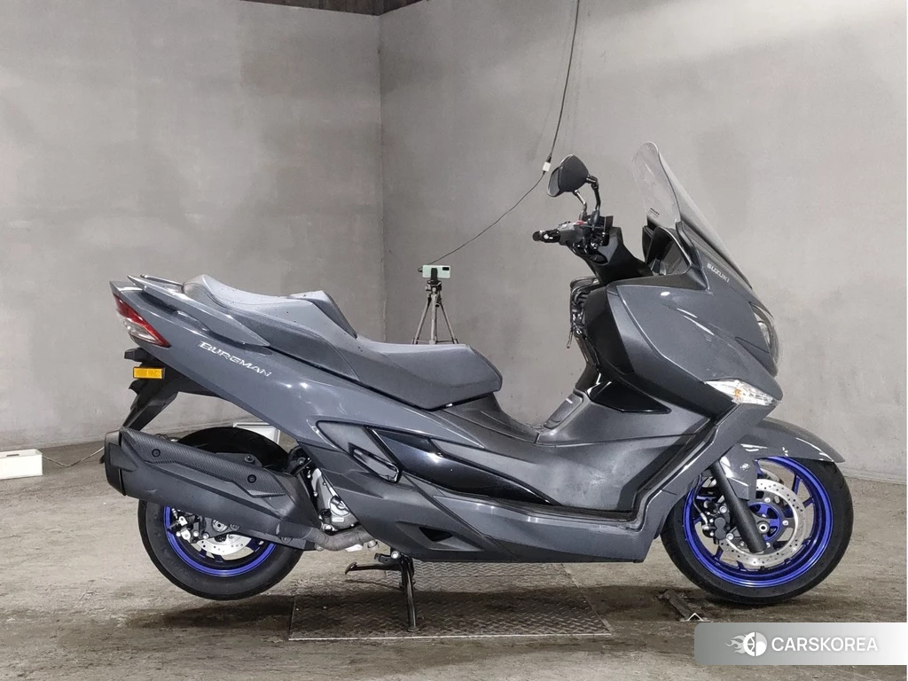 Проданный Suzuki BURGMAN 400 2022 из Японии, фото 2