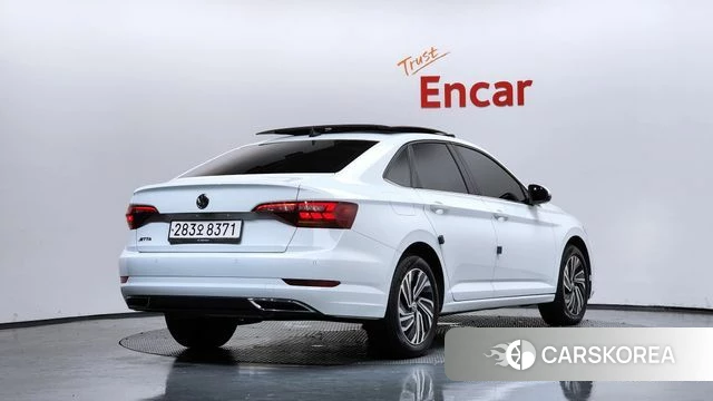 Volkswagen 7th Generation of Jetta 2021 Белый из Кореи