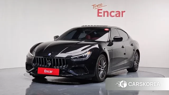 Maserati Ghibli 2018 Черный из Кореи