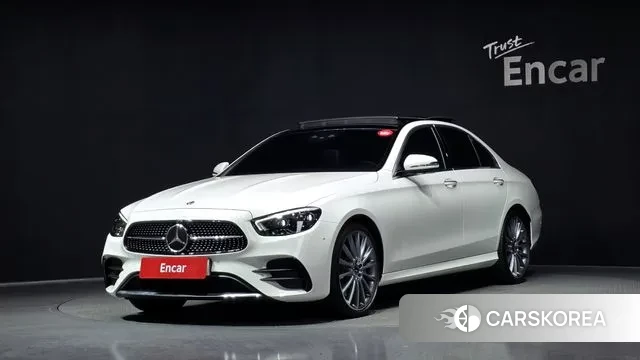 Mercedes-Benz E-Class W213 2021 Белый из Кореи