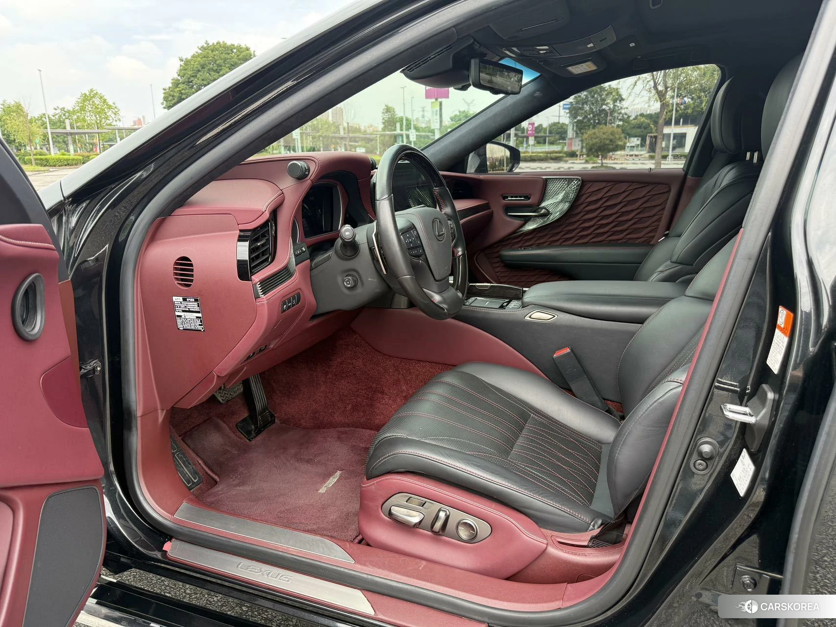 Lexus LS 2020 Черный из Китая