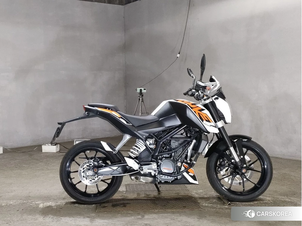 Проданный KTM 200 DUKE 2013 из Японии