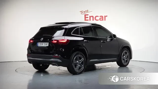 Mercedes-Benz GLA - Class H247 2024 Черный из Кореи