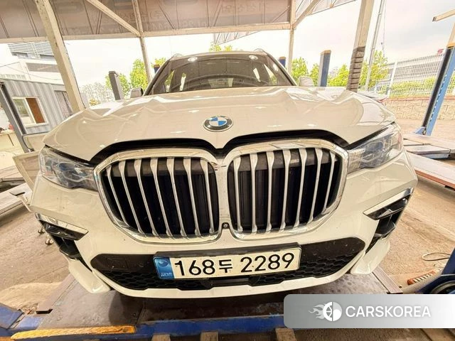 BMW X7 (G07) 2021 Белый из Кореи