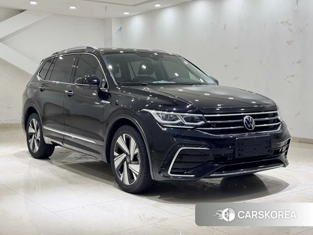Volkswagen Tiguan L 2023 Черный из Китая
