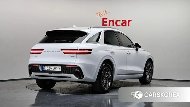 Genesis GV70 2022 Белый из Кореи