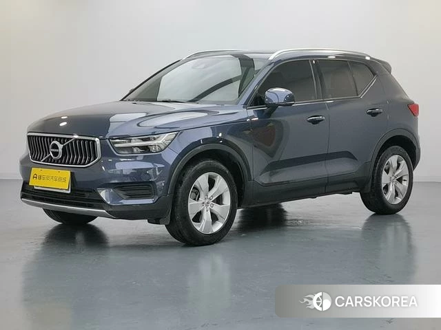 Volvo XC40 2021 Синий из Китая