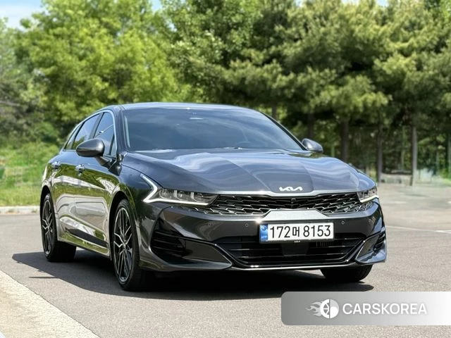 Kia K5 3rd generation 2022 Серый из Кореи