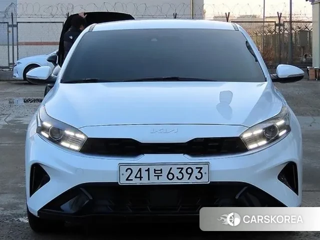 Kia The New K3 2nd generation 2021 Белый из Кореи