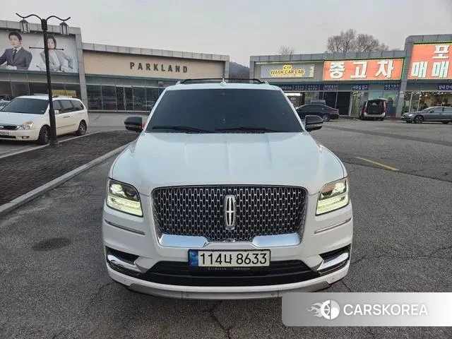 Lincoln Navigator 4th generation 2021 Белый из Кореи
