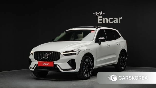 Volvo XC60 second Generation 2025 Белый из Кореи