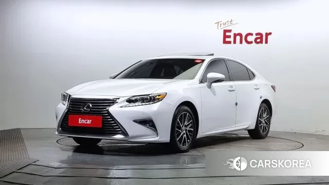 Lexus New ES350 2018 Белый из Кореи