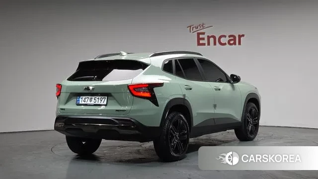 Chevrolet (GM Daewoo) Trax Crossover 2025 Зеленый из Кореи