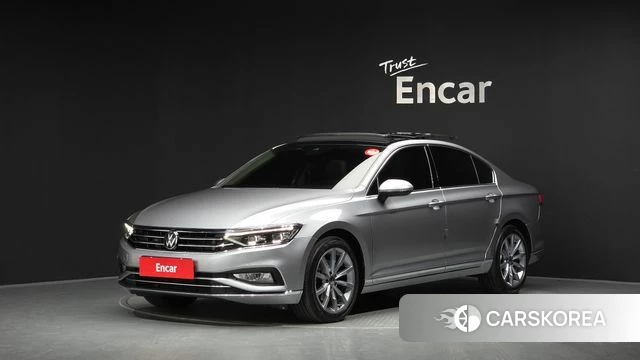Volkswagen Passat GT (B8) 2022 Серебристо-серый из Кореи