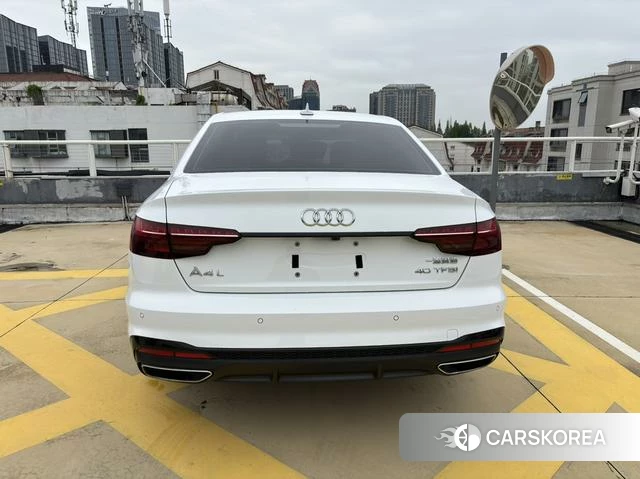 Audi A4L 2024 Белый из Китая