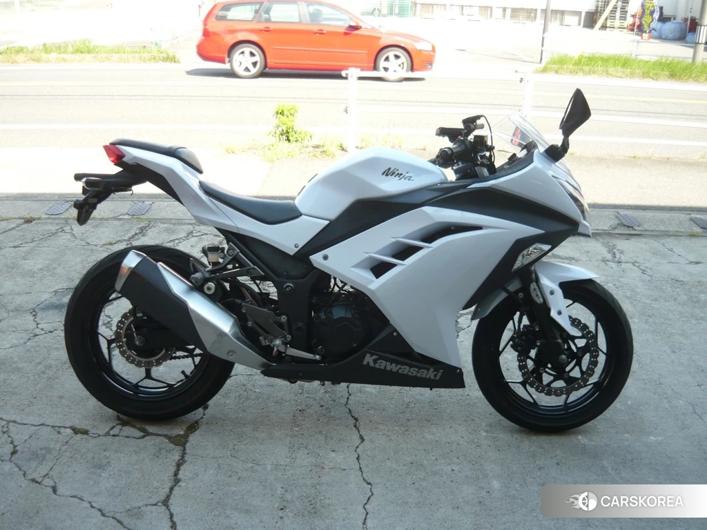 Проданный Kawasaki NINJA 250 2013 из Японии, фото 2