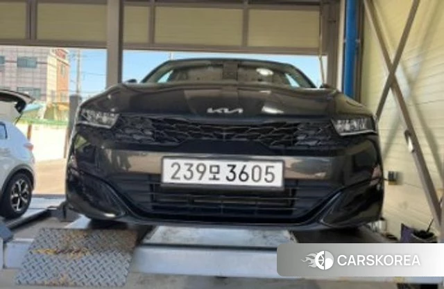 Kia K5 3rd generation 2023 Серый из Кореи