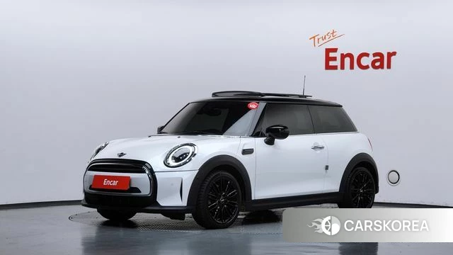Mini Cooper 2023 Белый из Кореи