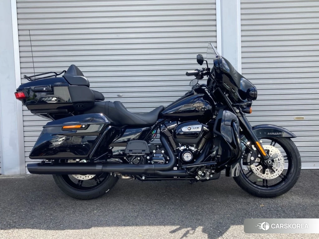 Проданный Harley-Davidson Electra Glide FLHTK1690 2023 из Японии