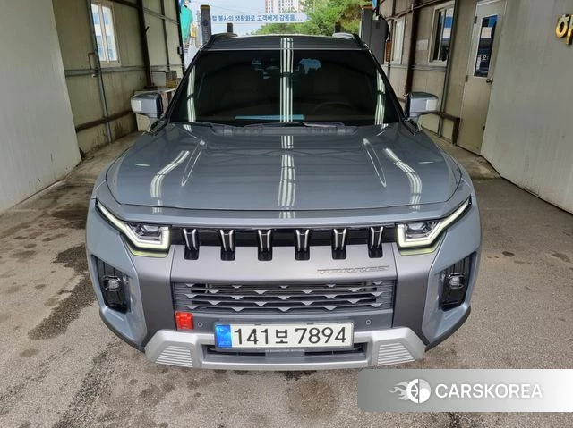 Ssangyong Torres 2022 Серебристо-серый из Кореи