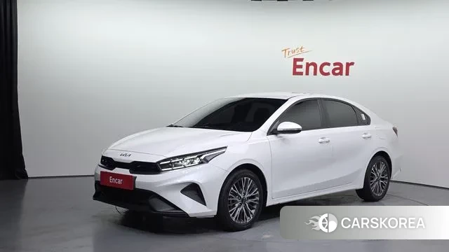 Kia The New K3 2nd generation 2024 Белый из Кореи