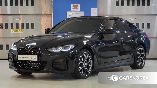 BMW i4 2023 Черный из Кореи