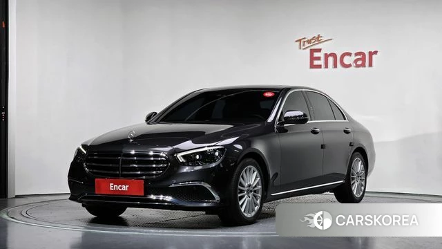 Mercedes-Benz E-Class W213 2021 Серый из Кореи