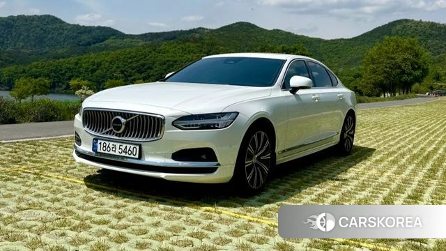 Volvo S90 2024 Белый из Кореи